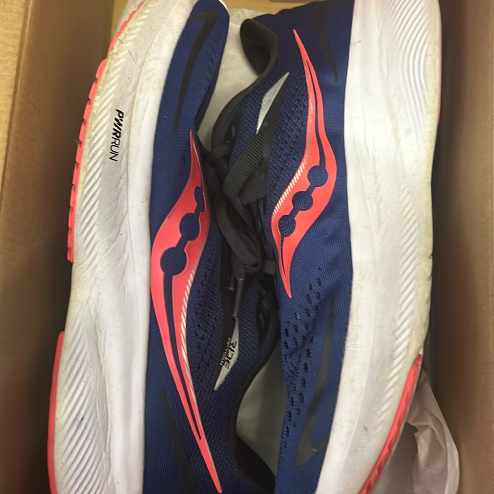 Saucony Ride 15 Men’s size 9 Running shoe